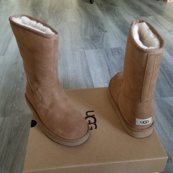 UGG Celvin Chestnut Winter Boots Women's 8 - Picture 1 of 6